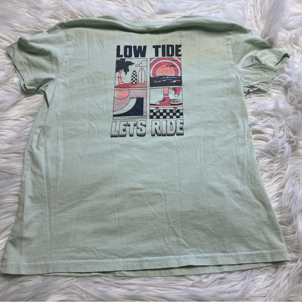 ⭐️5/25$ Boys bixby surfer tee